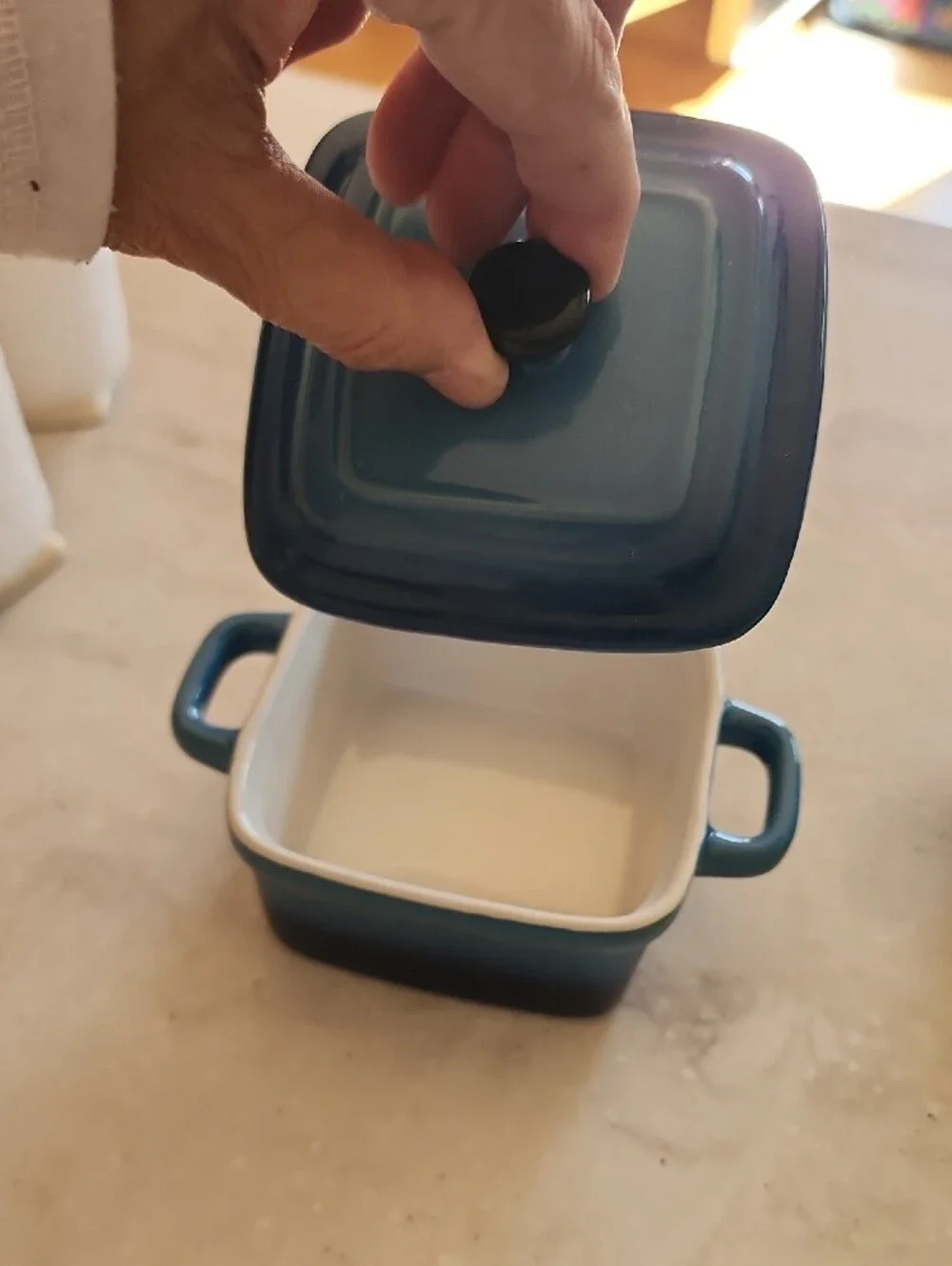 Blue Ceramic Serving Casserole with Lid - Stylish Kitchen Bakeware, 3 Piece